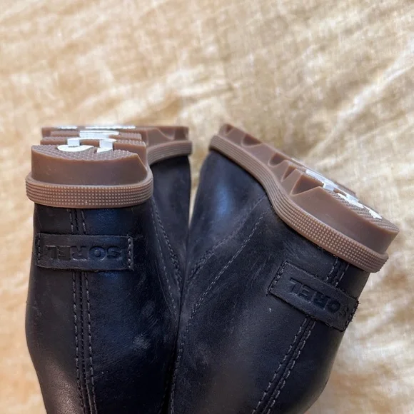 Joan of Arctic Wedge II zip up boots - Picture 14 of 17